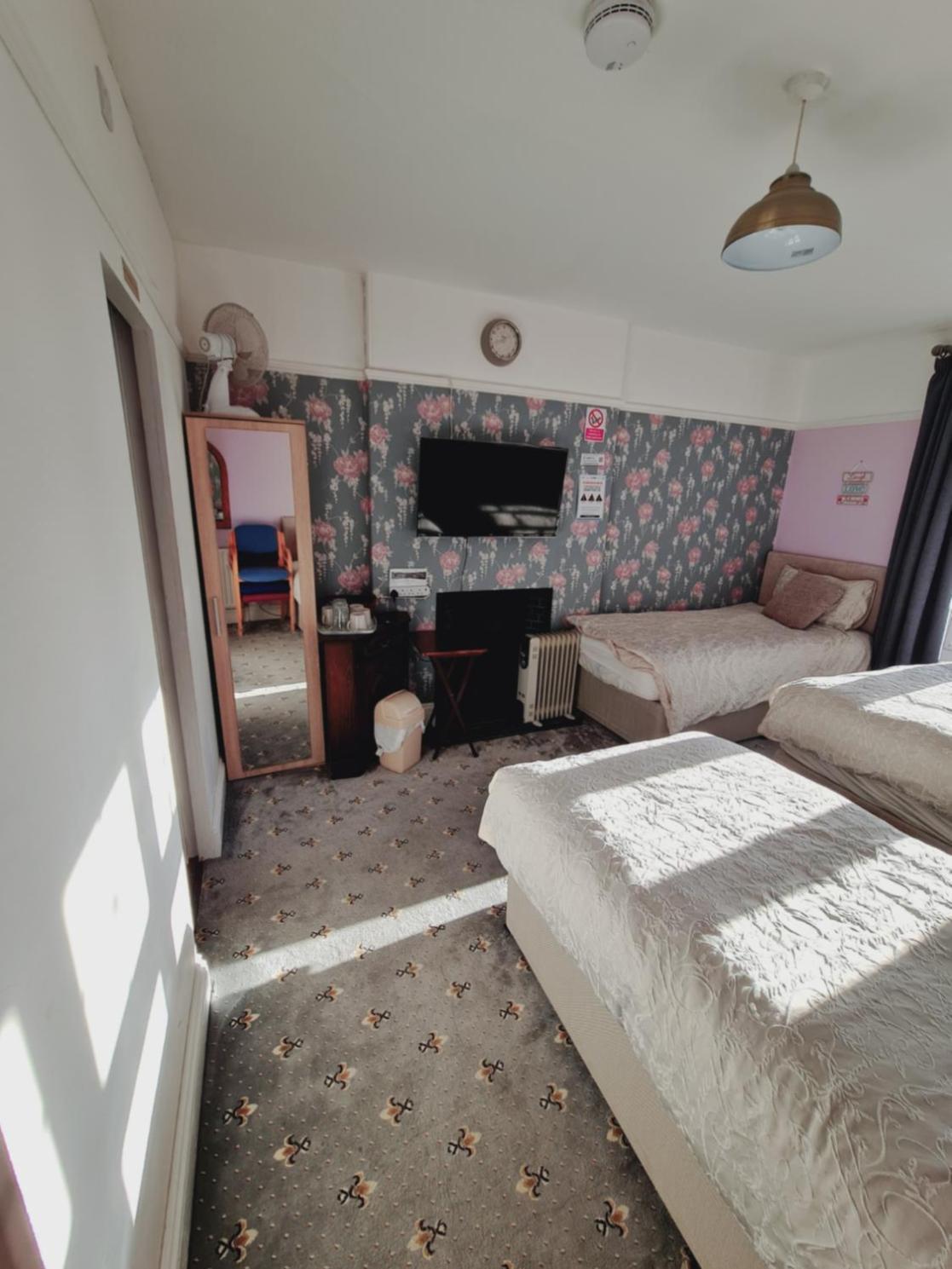 Thornbury Accommodation Burnham-on-Sea Экстерьер фото